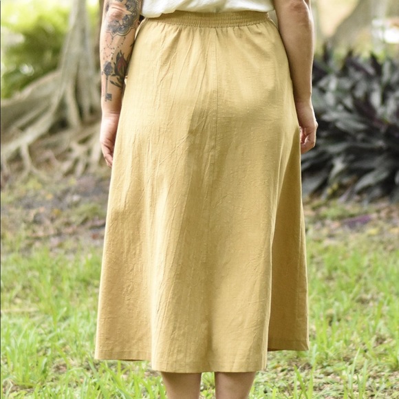 Button Down Mustard Midi Skirt - Picture 4 of 4